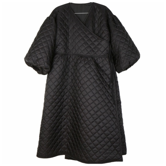 💜 The ISLANEL Black Quilted Wrap Jacket - Picture 7 of 8